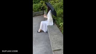 两只手都在忙，顾不上手势认证了。。
